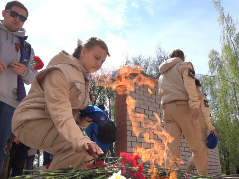 Частицу Вечного огня с Поклонной горы в Москве привезли в Тверскую область Новости Твери 